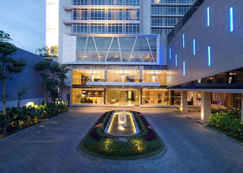 Central Java Grogol Exterior Detail