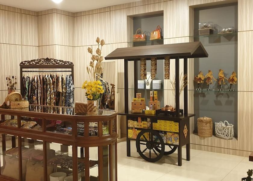 Central Java Semarang Lobby