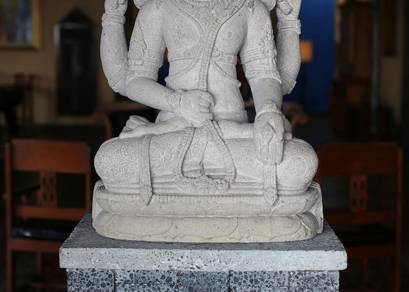 Bali Sukasada Interior Entrance