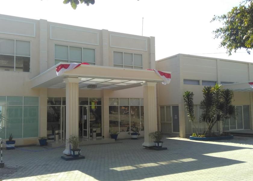  Palu Exterior Detail