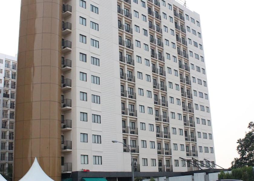 West Java Curug Parking