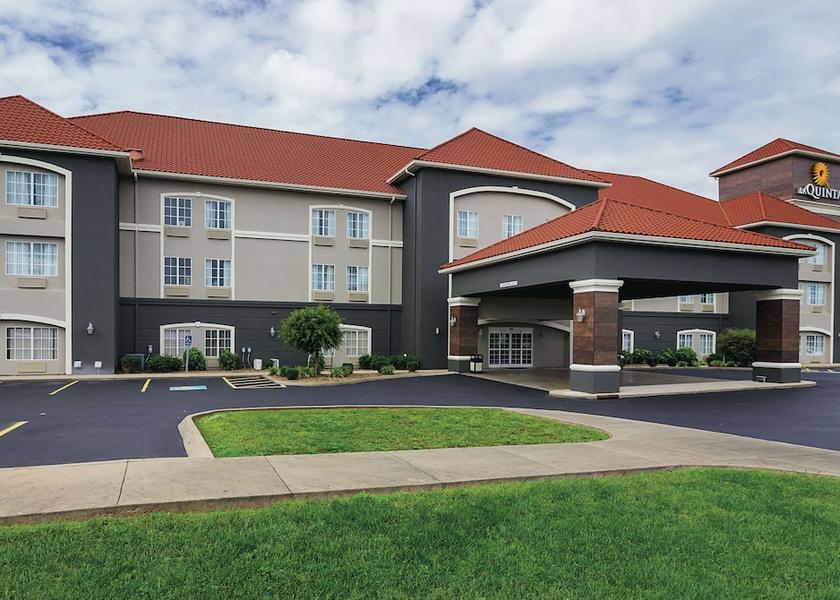 Kentucky Bowling Green Exterior Detail