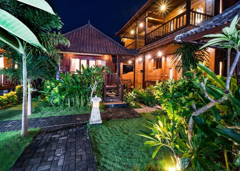 Bali Lembongan Island Exterior