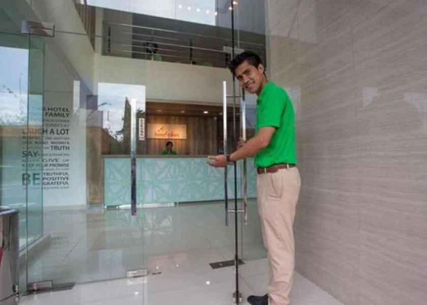 West Java Jakarta Interior Entrance