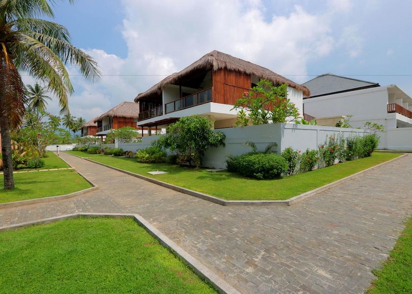  Tanjung Exterior Detail