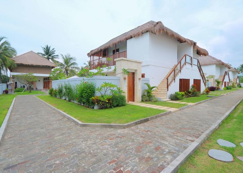  Tanjung Exterior Detail