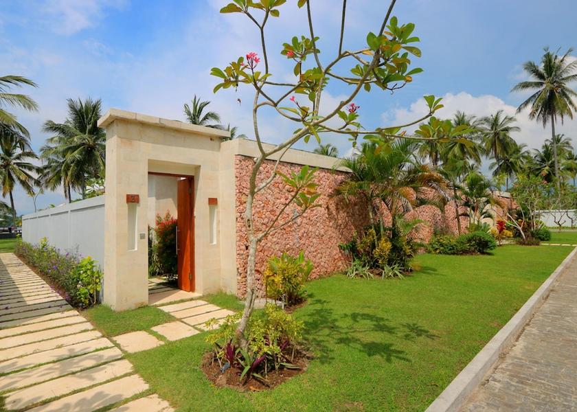  Tanjung Exterior Detail