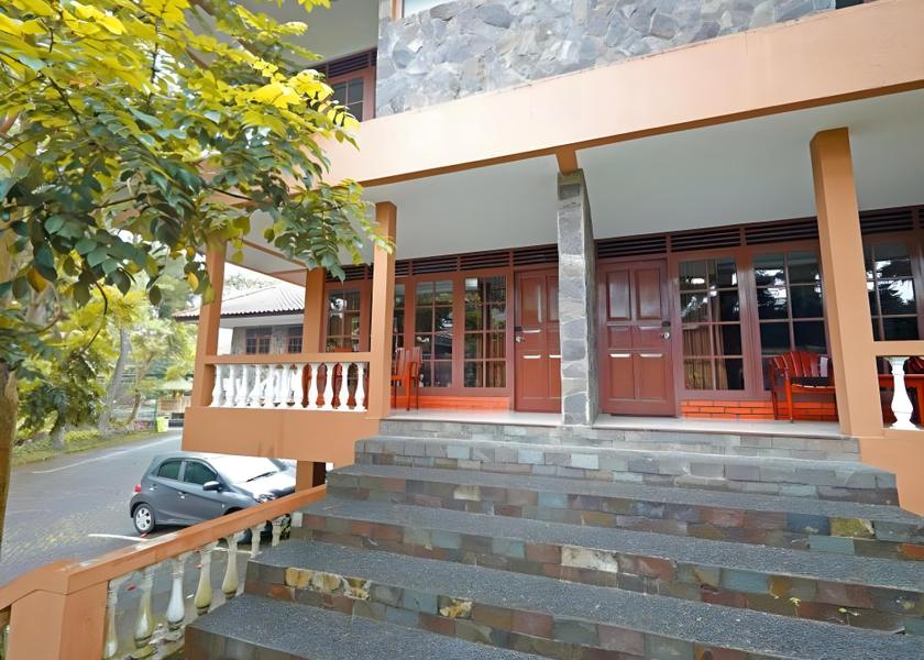 West Java Cisarua Hotel Exterior