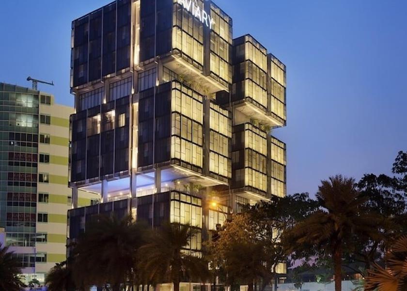  South Tangerang Front of property - evening/night