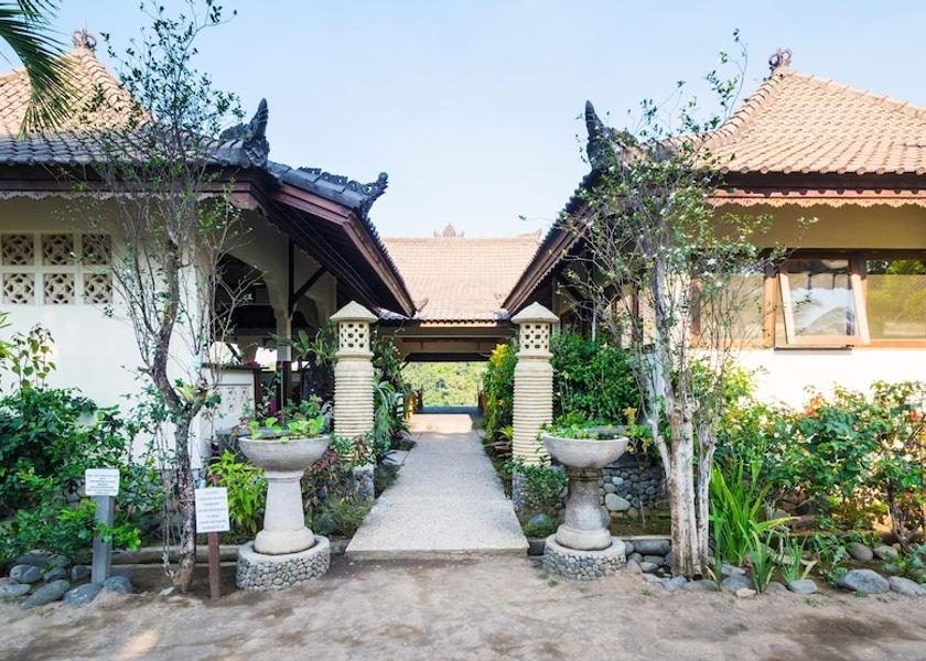 West Nusa Tenggara Bayan Property entrance