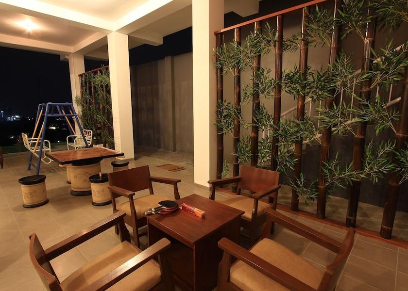 West Java Cimenyan Interior Entrance