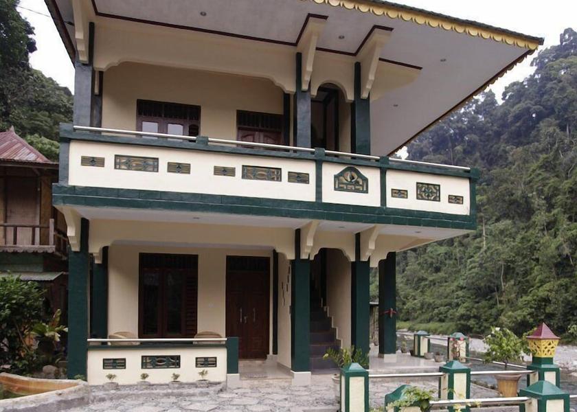  Bukit Lawang Property Grounds