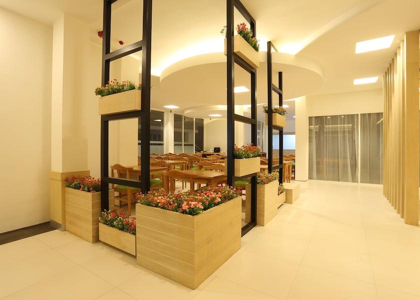  Palangkaraya Restaurant