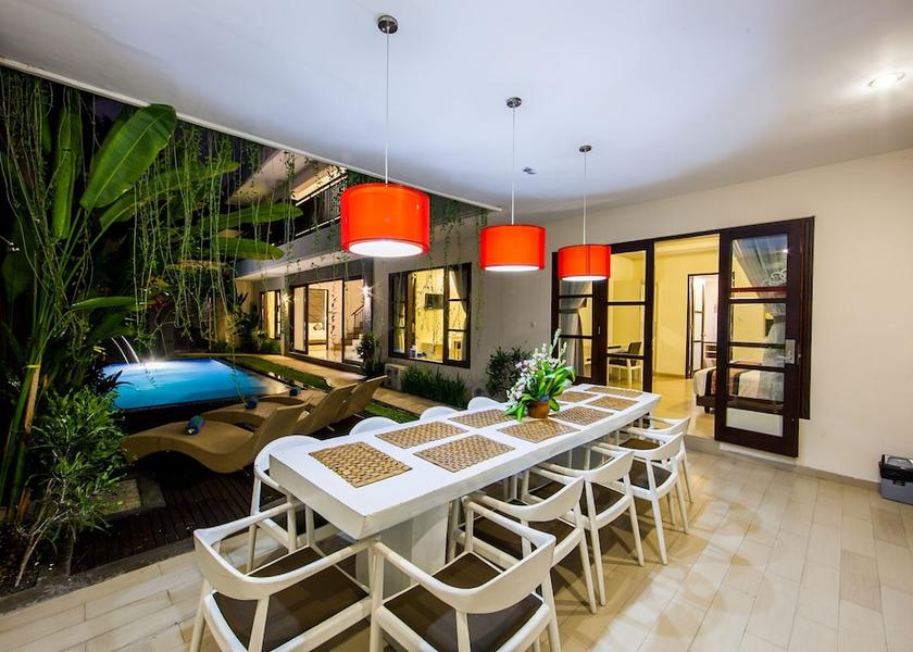 Bali Kerobokan Outdoor Dining