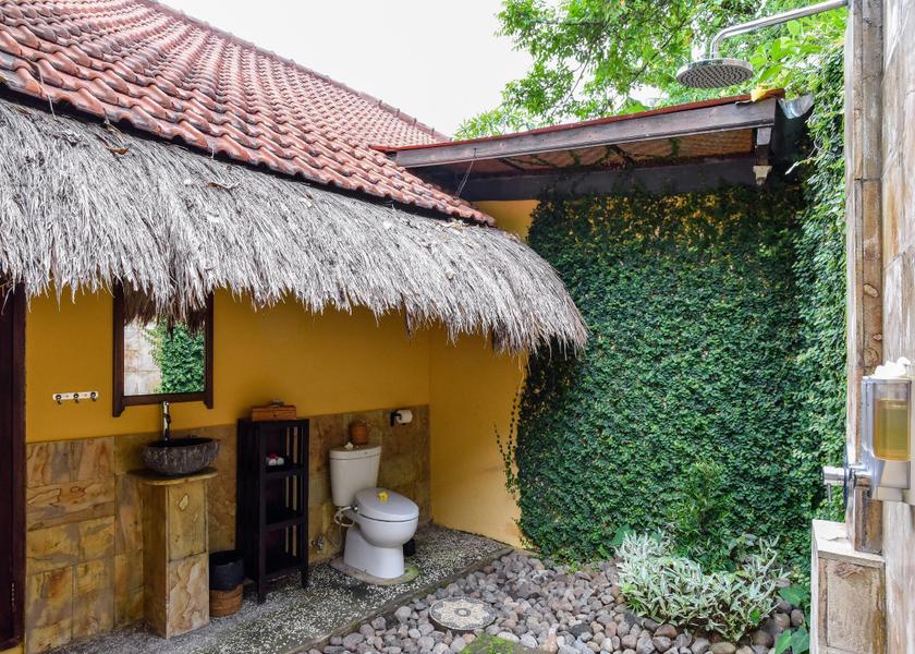 Bali Sukasada Hotel Exterior