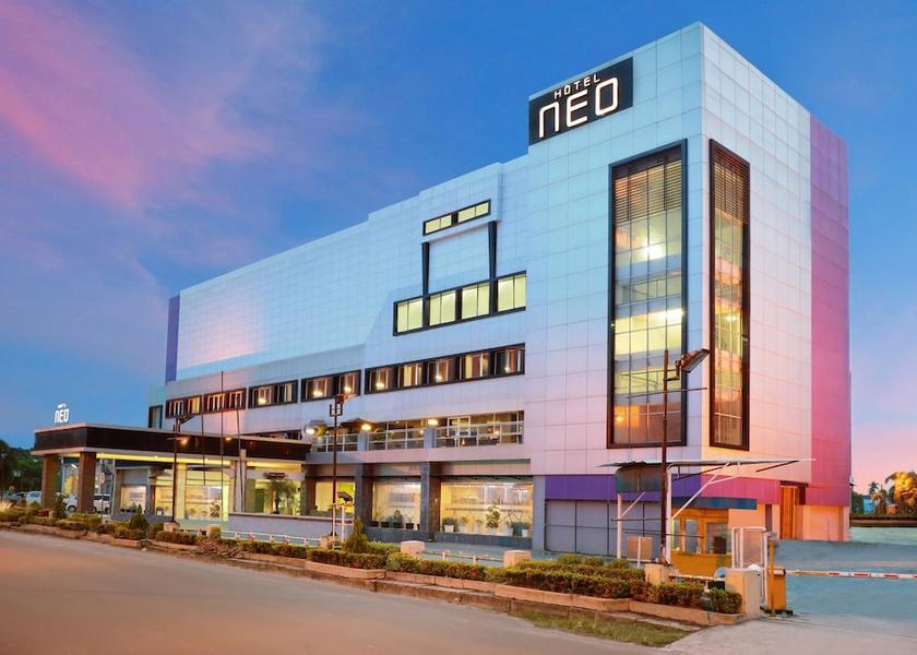  Palangkaraya Front of property - evening/night