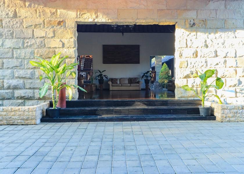  Senggigi Entrance
