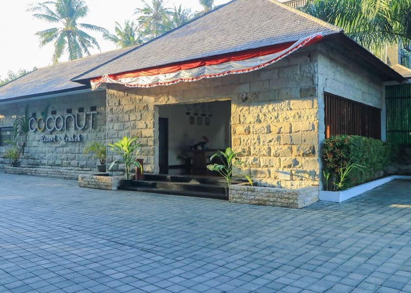  Senggigi Facade