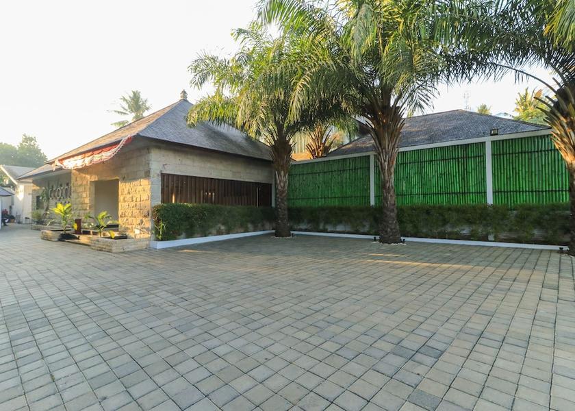  Senggigi Facade