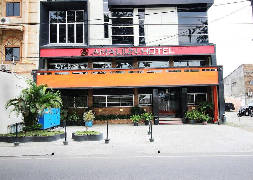 Medan Facade