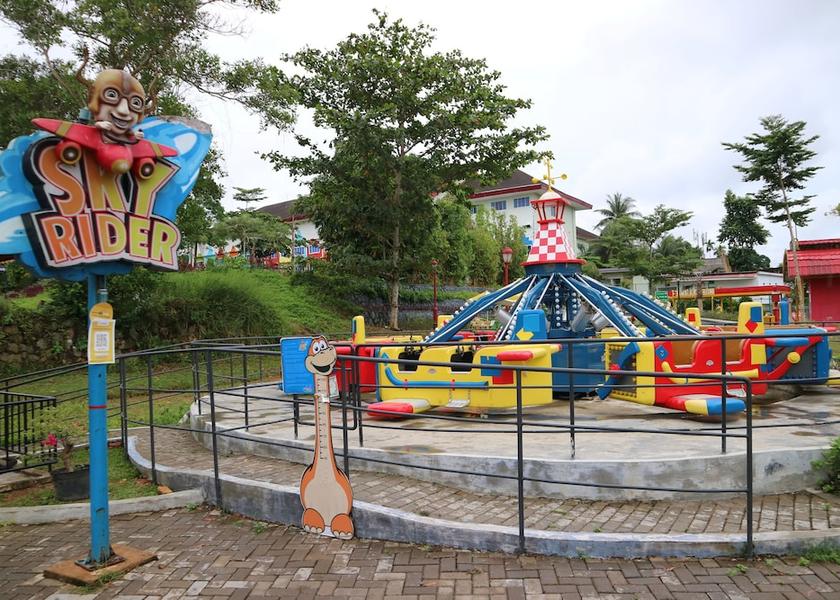 Riau Islands Tanjung Pinang Garden