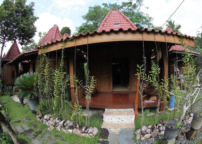 Central Java Borobudur Exterior