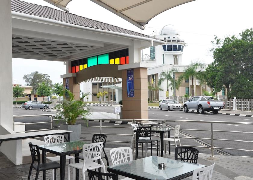 Negeri Sembilan Port Dickson Front of property