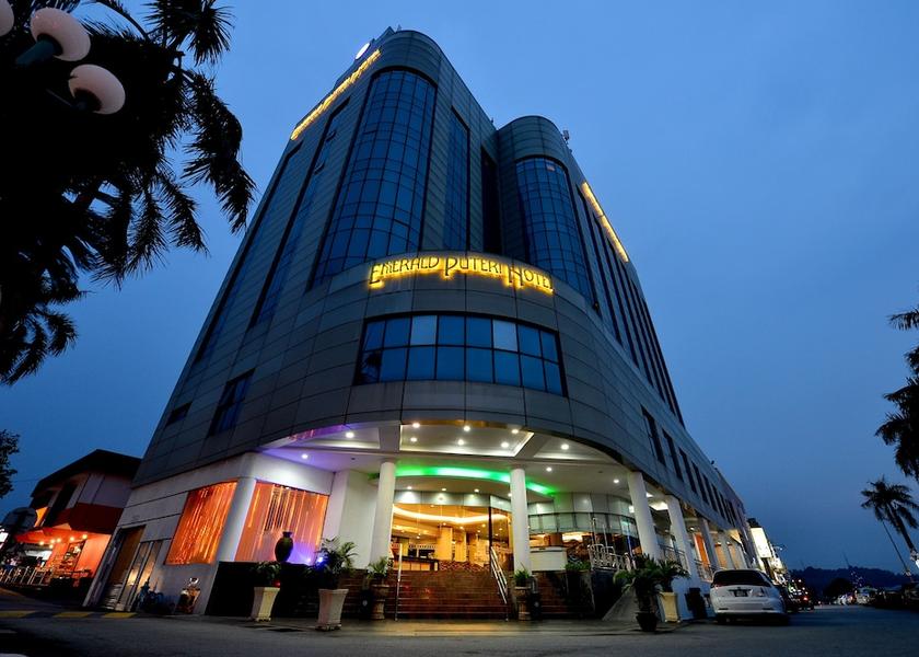 Kedah Sungai Petani Front of property - evening/night