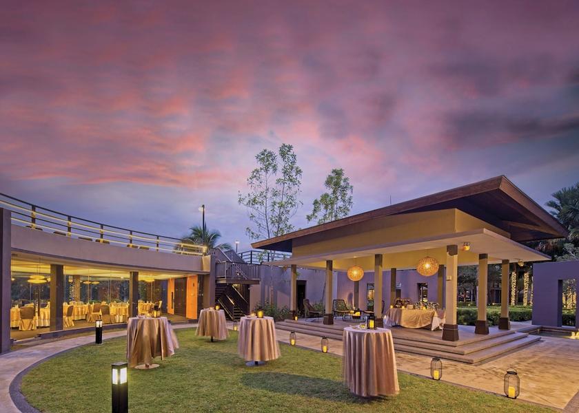 Pahang Gambang Exterior