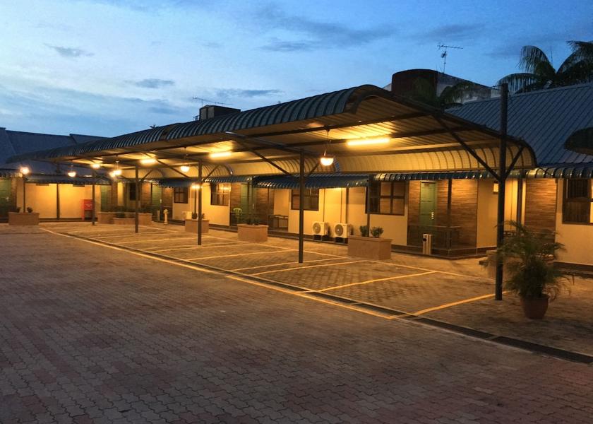 Selangor Pelabuhan Klang Porch