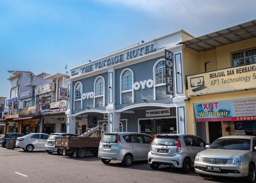 Johor Gelang Patah Exterior