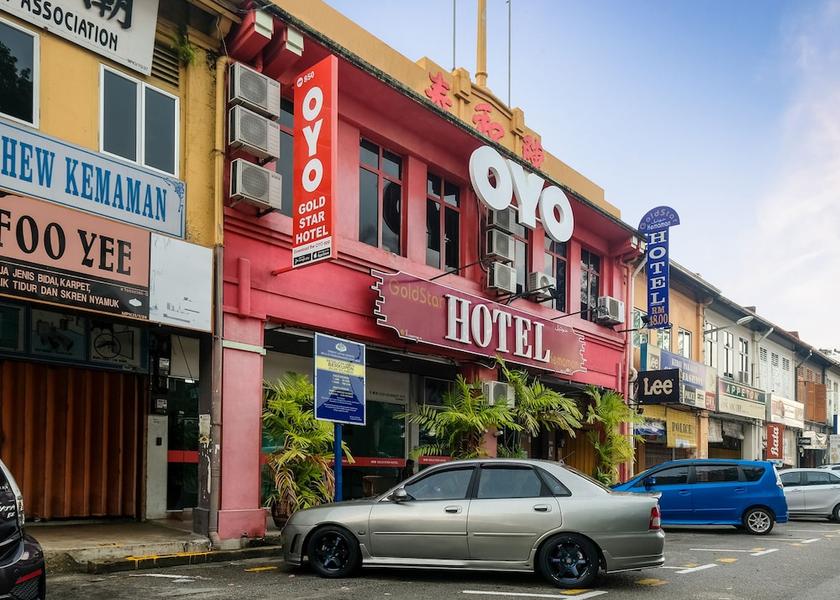 Pahang Chukai Exterior Detail
