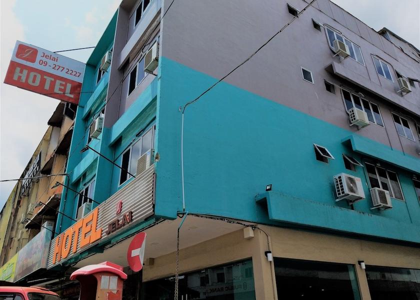 Pahang Mentakab Exterior Detail
