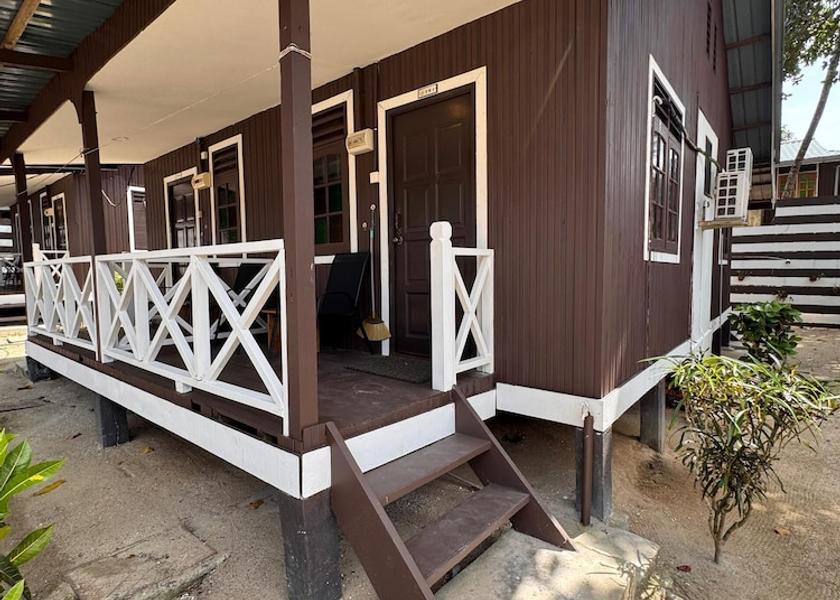 Terengganu Pulau Perhentian Besar Exterior
