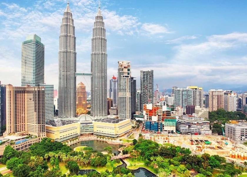 Selangor Batu Caves City view from property