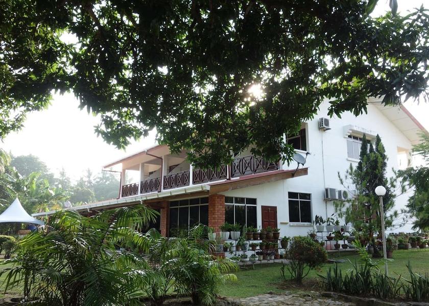 Sabah Kinarut Courtyard