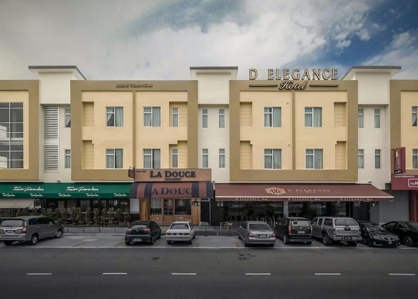 Johor Gelang Patah Exterior