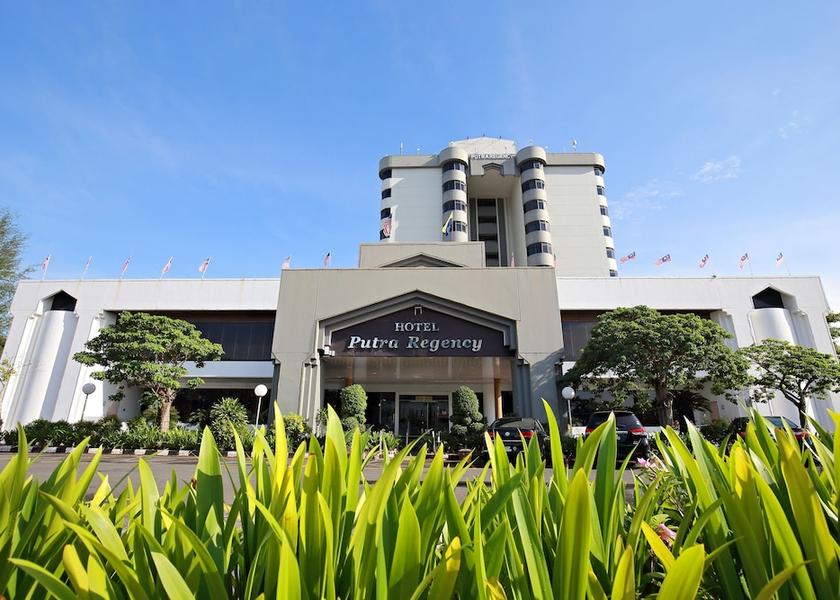 Perlis Kangar Front of property