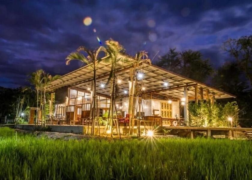 Chiang Mai Province hot Exterior Detail