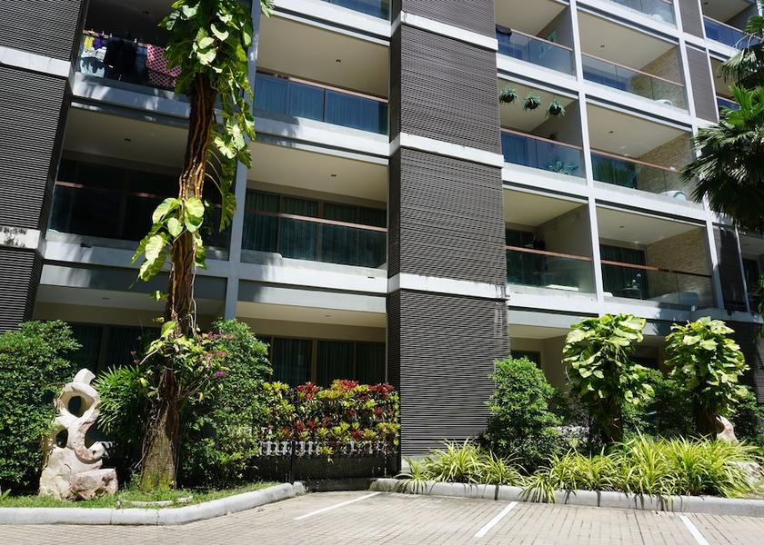 Phuket Choeng Thale Terrace