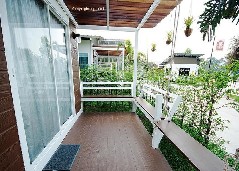 Roi Et Roi Et Terrace