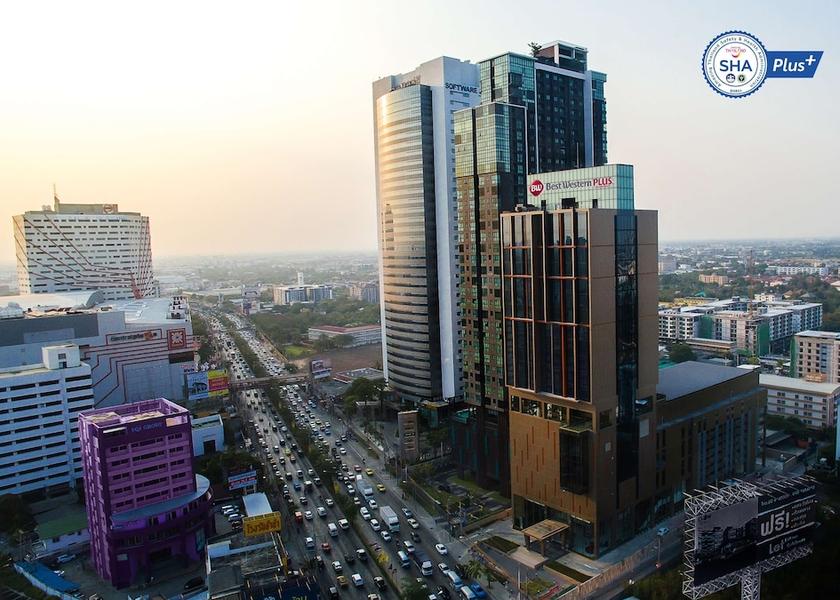 Bangkok Pak Kret Exterior