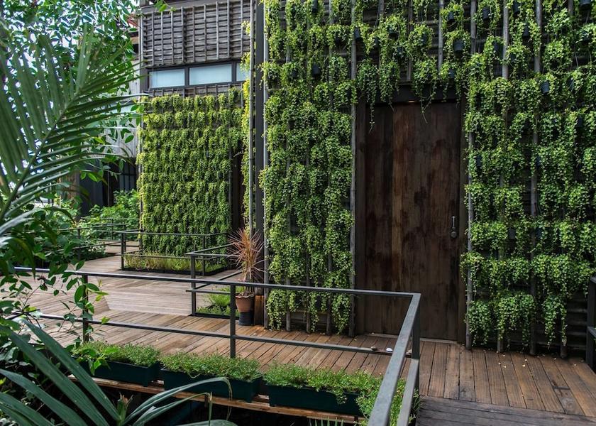 Bangkok Phra Pradaeng Exterior Detail