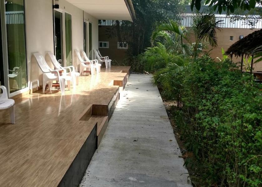 Satun Province Koh Lipe Terrace/patio