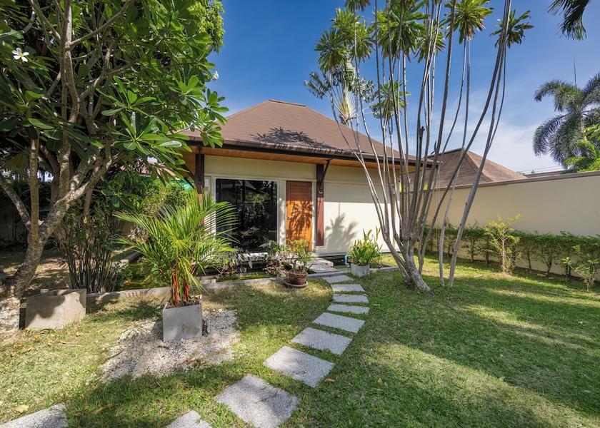 Phuket Province Rawai Courtyard