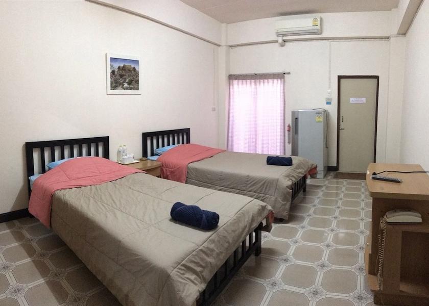 Nakhon Pathom Sam Phran Room