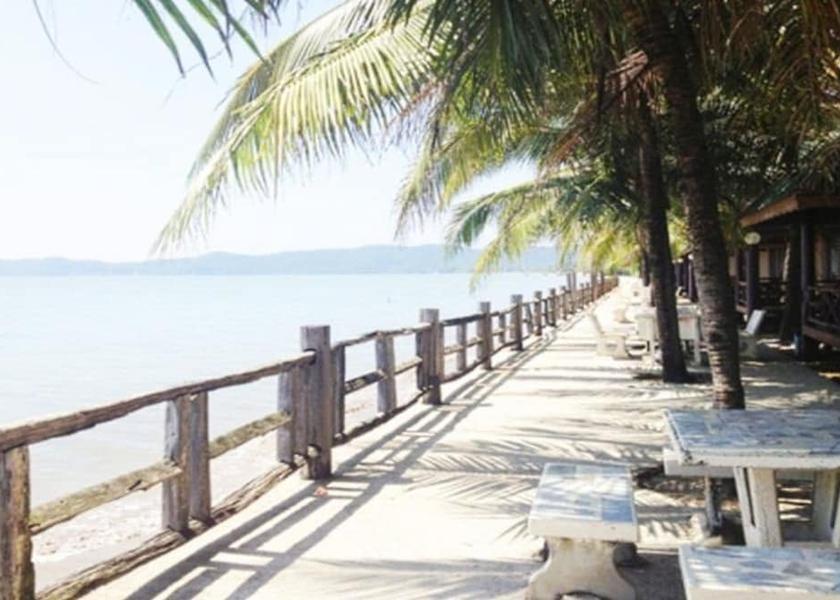 Chanthaburi Tha Mai Beach