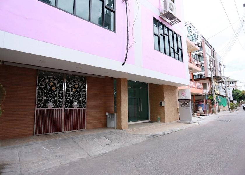 Chonburi Province Pattaya Front of property