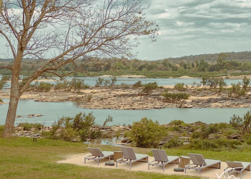 Ubon Ratchathani Province Khong Chiam Sundeck
