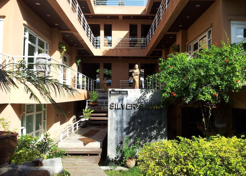 Surat Thani Koh Tao Facade
